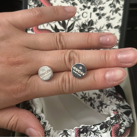 Authentic GUCCI TRADEMARK LOGO .925 STERLING SILVER ROUND STUD Earrings - Picture 2 of 4